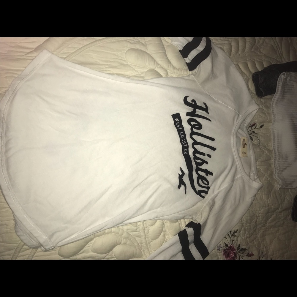 Women’s long sleeve hollister shirt